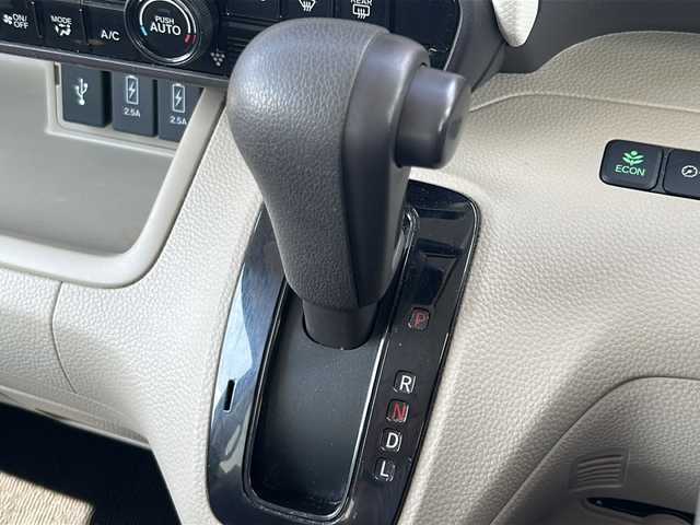 ホンダ Ｎ ＢＯＸ G EX ホンダセンシング 山形県 2019(令1)年 6.7万km クリスタルブラックパール ホンダセンシング/純正SDナビ/（AM/FM/TV/CD/DVD/BT/AUX）/ETC/ドライブレコーダー/リモコンエンジンスターター/バックカメラ/クルーズコントロール/片側電動スライドドア/純正フロアマット/レーンキープ/ステアリングリモコンスイッチ/コーナーセンサー/電動ウインカー格納ミラー/純正スチールホイール/サマータイヤ車載スチールホイール