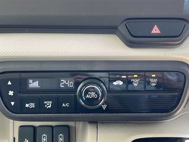 ホンダ Ｎ ＢＯＸ G EX ホンダセンシング 山形県 2019(令1)年 6.7万km クリスタルブラックパール ホンダセンシング/純正SDナビ/（AM/FM/TV/CD/DVD/BT/AUX）/ETC/ドライブレコーダー/リモコンエンジンスターター/バックカメラ/クルーズコントロール/片側電動スライドドア/純正フロアマット/レーンキープ/ステアリングリモコンスイッチ/コーナーセンサー/電動ウインカー格納ミラー/純正スチールホイール/サマータイヤ車載スチールホイール