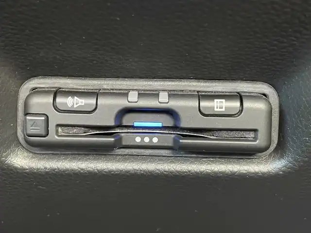 ホンダ フィット クロスター 東京都 2020(令2)年 2.9万km サーフブルー Honda SENSING/・衝突軽減ブレーキ/・誤発進抑制機能/・路外逸脱抑制機能/・アダプティブクルーズコントロール/・先行車発進お知らせ機能/プッシュスタート/アイドリングストップ/スマートキー/ETC/バックカメラ/純正ナビ/純正フロアマット/純正アルミホイール/オートライト/純正LEDヘッドライト