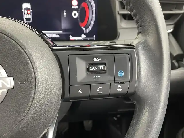 日産 オーラ G レザーエディション 大分県 2022(令4)年 5.2万km 黒 純正ディスプレイオーディオ/(Bluetooth/カープレイ/HDMI）/インテリジェントエマージェンシーブレーキ/踏み間違い衝突防止アシスト/標識検知機能/車線逸脱警報/ふらつき警報/車線逸脱防止支援システム/車両接近通報装置/ＢＯＳＥサウンド/全周囲カメラ/デジタルインナーミラー/ＢＳＭ/プロパイロット/ＴＶキャンセラー/ワイヤレス充電器/ビルトインＥＴＣ２．０/社外ドライブレコーダー前後/ＵＳＢ接続端子/プッシュスタート