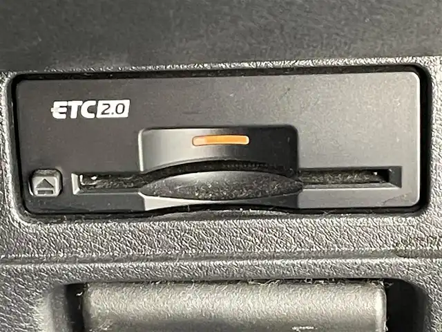 日産 オーラ G レザーエディション 大分県 2022(令4)年 5.2万km 黒 純正ディスプレイオーディオ/(Bluetooth/カープレイ/HDMI）/インテリジェントエマージェンシーブレーキ/踏み間違い衝突防止アシスト/標識検知機能/車線逸脱警報/ふらつき警報/車線逸脱防止支援システム/車両接近通報装置/ＢＯＳＥサウンド/全周囲カメラ/デジタルインナーミラー/ＢＳＭ/プロパイロット/ＴＶキャンセラー/ワイヤレス充電器/ビルトインＥＴＣ２．０/社外ドライブレコーダー前後/ＵＳＢ接続端子/プッシュスタート