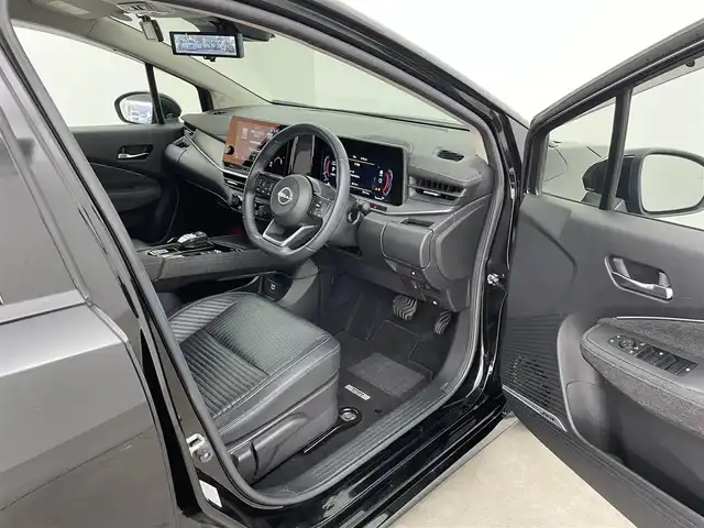 日産 オーラ G レザーエディション 大分県 2022(令4)年 5.2万km 黒 純正ディスプレイオーディオ/(Bluetooth/カープレイ/HDMI）/インテリジェントエマージェンシーブレーキ/踏み間違い衝突防止アシスト/標識検知機能/車線逸脱警報/ふらつき警報/車線逸脱防止支援システム/車両接近通報装置/ＢＯＳＥサウンド/全周囲カメラ/デジタルインナーミラー/ＢＳＭ/プロパイロット/ＴＶキャンセラー/ワイヤレス充電器/ビルトインＥＴＣ２．０/社外ドライブレコーダー前後/ＵＳＢ接続端子/プッシュスタート