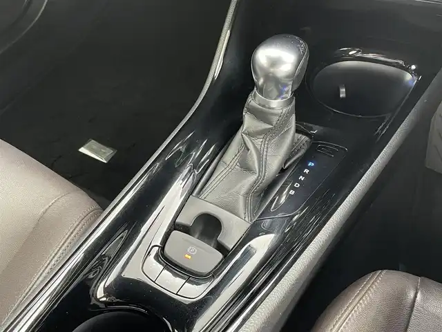 トヨタ Ｃ－ＨＲ G 大分県 2017(平29)年 9.8万km ブラックマイカ 社外ナビ/バックカメラ/BT.TV/ETC/レーダークルーズコントロール/スマートキー/純正フロアマット/ハーフレザーシート/前席シートヒーター/純正18インチアルミホイール/レーンキープアシスト/横滑り防止システム/衝突軽減ブレーキ/LEDヘッドライト