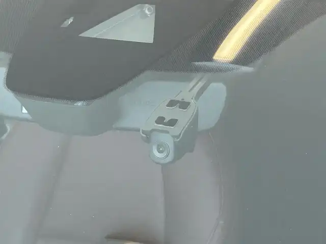 マツダ マツダ３ファストバック 15S 100周年特別記念車 岐阜県 2020(令2)年 6.8万km スノーフレイクホワイトパールマイカ BOSEプレミアムサウンド/マツダ純正ナビゲーション/マツダ・レーダー・クルーズ・コントロール(MRCC)/フルセグテレビ/アラウンドビューカメラ/Bluetooth/AppleCarPlay/CD・DVD再生/前後ドライブレコーダー/ETC/革シート/シートヒーター/パワーシート/純正フロアマット/オートライト/オートマチックハイビーム/LEDヘッドライト/純正アルミホイール