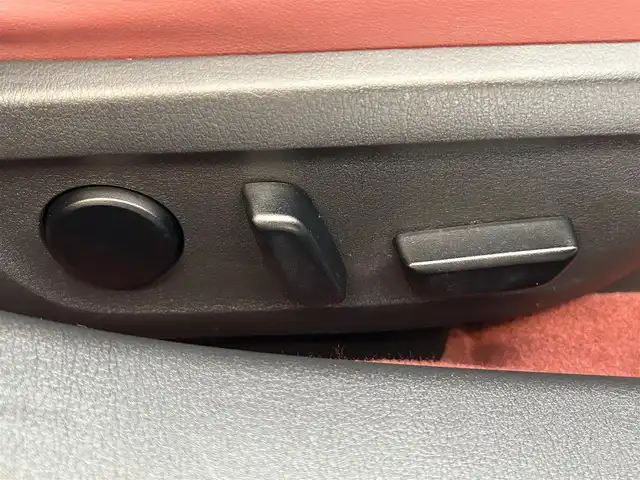 マツダ マツダ３ファストバック 15S 100周年特別記念車 岐阜県 2020(令2)年 6.8万km スノーフレイクホワイトパールマイカ BOSEプレミアムサウンド/マツダ純正ナビゲーション/マツダ・レーダー・クルーズ・コントロール(MRCC)/フルセグテレビ/アラウンドビューカメラ/Bluetooth/AppleCarPlay/CD・DVD再生/前後ドライブレコーダー/ETC/革シート/シートヒーター/パワーシート/純正フロアマット/オートライト/オートマチックハイビーム/LEDヘッドライト/純正アルミホイール