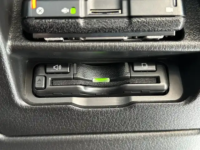 マツダ マツダ３ファストバック 15S 100周年特別記念車 岐阜県 2020(令2)年 6.8万km スノーフレイクホワイトパールマイカ BOSEプレミアムサウンド/マツダ純正ナビゲーション/マツダ・レーダー・クルーズ・コントロール(MRCC)/フルセグテレビ/アラウンドビューカメラ/Bluetooth/AppleCarPlay/CD・DVD再生/前後ドライブレコーダー/ETC/革シート/シートヒーター/パワーシート/純正フロアマット/オートライト/オートマチックハイビーム/LEDヘッドライト/純正アルミホイール