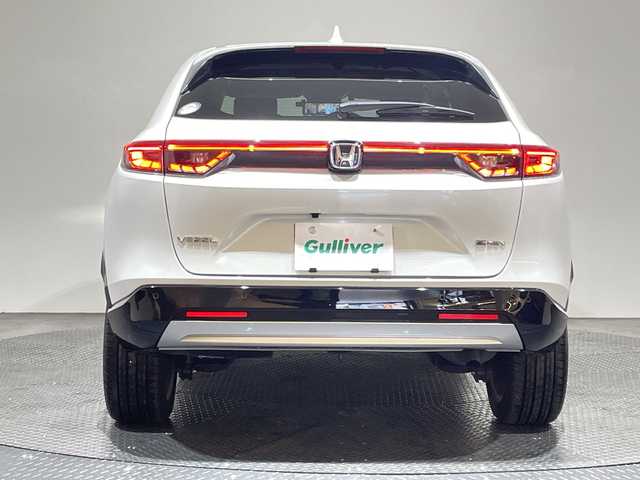 ホンダ ヴェゼル ハイブリッド e:HEV Z 愛媛県 2023(令5)年 1.7万km プラチナホワイトパール 純正9インチナビ/Bluetooth/フルセグ/USB/バックカメラ/レーダークルーズコントロール/衝突被害軽減ブレーキ/レーンキープアシスト/前後コーナーセンサー/ブラインドスポットモニター/ダウンヒルアシストコントロール/ミラー型ドライブレコーダー/LEDヘッドライト/オートマチックハイビーム/オートライト/ワイヤレス充電/シートヒーター/ステアリングヒーター/ETC/スペアキー/保証書/取扱説明書