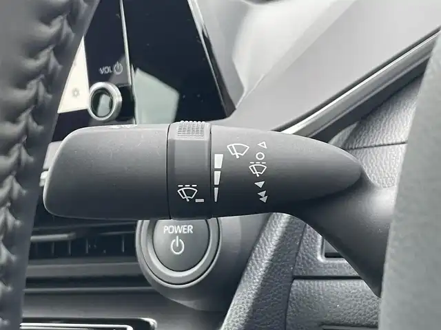 トヨタ プリウス U 滋賀県 2025(令7)年 0.6万km グレー 純正ディスプレイオーディオ/(Bluetooth/フルセグ/carplay)/トヨタセーフティーセンス/・プリクラッシュセーフティ/・レーダークルーズコントロール/・レーンキープアシスト/・標識認識/・先行車発進告知/・Autoハイビーム/LEDオートライト/電動パーキング/ブレーキホールド/バックカメラ/ETC2.0/USB/電動格納ミラー/100V電源