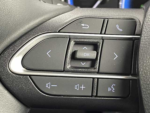 トヨタ ヴォクシー ハイブリッド S－Z 福島県 2023(令5)年 0.6万km ホワイトパールクリスタルシャイン トヨタセーフティセンス/・衝突被害軽減ブレーキ/・交差点事故防止/・アクティブアクティブ操舵機能/・プロアクティブドライビング/・レーダークルーズコントロール/・レーンキープアシスト/・オートマチックハイビーム/純正8インチディスプレイオーディオ/・BT/USB/Miracast/FM/AM/・ETC/・バックカメラ/・前後ドライブレコーダー/電子ブレーキホールド/・ブレーキホールド/3列目シート/・ウォークスルー/・2列目ロールサンシェード/両側パワースライドドア/革巻きステアリング/・ステアリングリモコン/ハーフレザーシート/・D+N席シートヒーター/USB充電ポート/プッシュスタート/・スマートキー/LEDヘッドライト/・オートライト/・ヘッドライトレベライザー/純正フロアマット/純正ドアバイザー/純正17インチAW