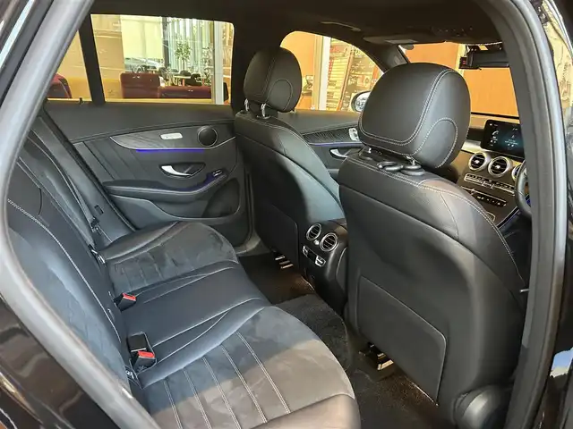 メルセデス・ベンツ ＧＬＣ２２０ d 4マチック AMGライン 宮城県 2020(令2)年 1.9万km 黒 レーダーセーフティパッケージ/パノラミックスライディングルーフ/純正ナビゲーションシステム/フルセグTV/360°カメラシステム/ハーフレザーシート/シートヒーター/メモリ機能付きパワーシート/マルチビームLEDヘッドライト/アダプティブハイビームアシスト/キーレスゴー/パワーバックドア/純正19インチAW/ルーフレール/ワイヤレスチャージング/ETC2.0車載器/ドライブレコーダー