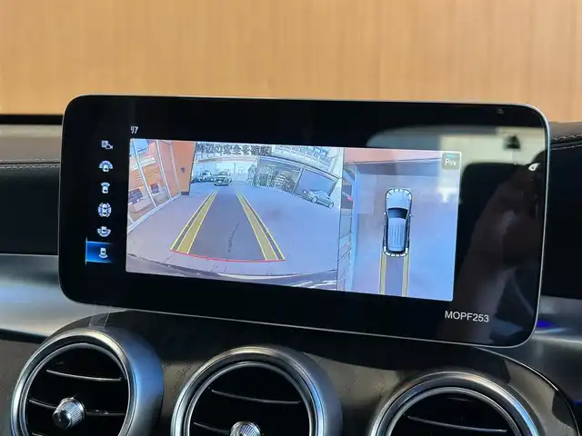 メルセデス・ベンツ ＧＬＣ２２０ d 4マチック AMGライン 宮城県 2020(令2)年 1.9万km 黒 レーダーセーフティパッケージ/パノラミックスライディングルーフ/純正ナビゲーションシステム/フルセグTV/360°カメラシステム/ハーフレザーシート/シートヒーター/メモリ機能付きパワーシート/マルチビームLEDヘッドライト/アダプティブハイビームアシスト/キーレスゴー/パワーバックドア/純正19インチAW/ルーフレール/ワイヤレスチャージング/ETC2.0車載器/ドライブレコーダー