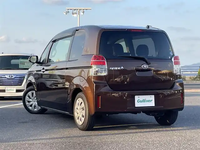 トヨタ スペイド F 島根県 2017(平29)年 4.3万km ダークブラウンマイカメタリック 登録時走行距離43075km/純正ナビ（フルセグTV・Bluetooth・CD・FM・AM）/バックカメラ/パワースライドドア/衝突被害軽減システム/レーンキープアシスト/ヘッドライトレベライザー/横滑り防止装置/電動格納ウィンカーミラー/ETC