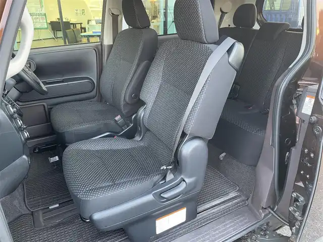 トヨタ スペイド F 島根県 2017(平29)年 4.3万km ダークブラウンマイカメタリック 登録時走行距離43075km/純正ナビ（フルセグTV・Bluetooth・CD・FM・AM）/バックカメラ/パワースライドドア/衝突被害軽減システム/レーンキープアシスト/ヘッドライトレベライザー/横滑り防止装置/電動格納ウィンカーミラー/ETC