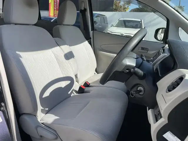 三菱 ｅＫワゴン M 新潟県 2013(平25)年 8.5万km パープリッシュネイビーパール ワンオーナー/社外ホイールスタッドレスタイヤ装着/アイドリングストップ/ドアバイザー/純正フロアマット/電動格納ドアミラー/レベライザー