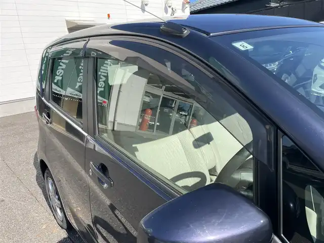 三菱 ｅＫワゴン M 新潟県 2013(平25)年 8.5万km パープリッシュネイビーパール ワンオーナー/社外ホイールスタッドレスタイヤ装着/アイドリングストップ/ドアバイザー/純正フロアマット/電動格納ドアミラー/レベライザー