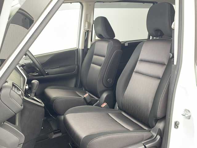 日産 セレナ ハイウェイスター G 兵庫県 2016(平28)年 6.5万km ブリリアントホワイトパール ・純正9インチナビ/・CD・DVD・Blu-ray・USB・SD・BT/・フルセグTV/・アラウンドビューモニター/・バックカメラ/・パーキングアシスト/・電子パーキングブレーキ/・オートホールド/・前方ドライブレコーダー/・ビルトインETC/・ハンズフリーパワースライドドア/・両側パワースライドドア/・プロパイロット/・車線逸脱警報/・車線逸脱防止支援/・エマージェンシーブレーキ/・標識検知/・クリアランスソナー/・ふらつき警報/・レーダークルーズコントロール/・横滑り防止装置/・インテリジェントルームミラー/・アイドリングストップ/・革巻きステアリング/・ステアリングスイッチ/・ドアバイザー/・ウインカーミラー/・フォグランプ/・LEDヘッドランプ/・電動格納ミラー/・純正フロアマット/・純正アルミホイール/・スマートキー/・プッシュスタート/・2列目サンシェード