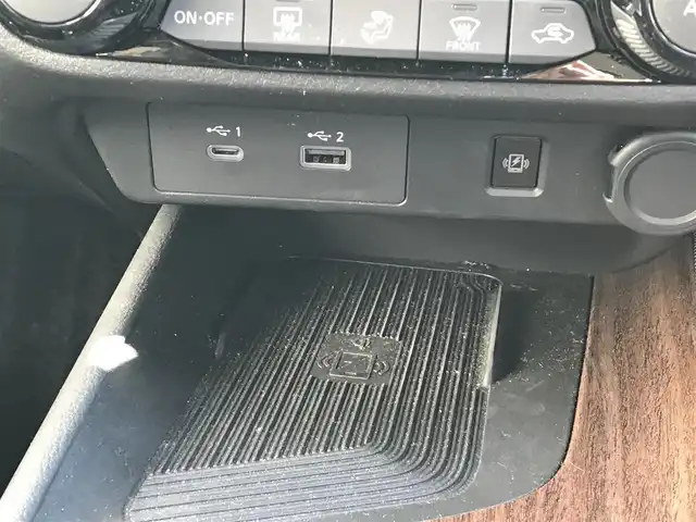 日産 オーラ G レザーエディション 富山県 2022(令4)年 6.2万km 黒 BOSEサウンド/純正ナビ/フルセグTV/Bluetooth/全周囲カメラ/ドライブレコーダー/デジタルインナーミラー/プロパイロット/衝突被害軽減ブレーキ/コーナーセンサー/レーンキープアシスト/レーダークルーズコントロール/レザーシート/シートヒーター/プッシュスタート/スマートキー/ETC2.0