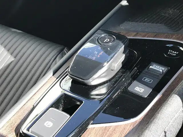 日産 オーラ G レザーエディション 富山県 2022(令4)年 6.2万km 黒 BOSEサウンド/純正ナビ/フルセグTV/Bluetooth/全周囲カメラ/ドライブレコーダー/デジタルインナーミラー/プロパイロット/衝突被害軽減ブレーキ/コーナーセンサー/レーンキープアシスト/レーダークルーズコントロール/レザーシート/シートヒーター/プッシュスタート/スマートキー/ETC2.0