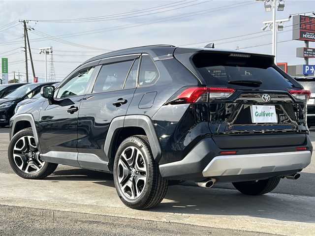 トヨタ ＲＡＶ４ アドベンチャー 徳島県 2021(令3)年 1.6万km アティチュードブラックマイカ 純正メモリナビ/（BT/フルセグ/USB）/4WD/全方位カメラ/追従式クルーズコントロール/ブラインドスポットモニター/前後コーナーセンサー/合皮シート/純正19インチAW/LEDヘッドライト/純正フロアマット/前席パワーシート/ドライブレコーダー/ビルトインETC