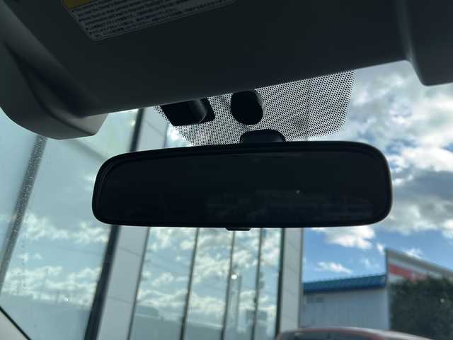 スバル レヴォーグ 2．0GT－S アイサイト 山形県 2015(平27)年 2.4万km クリスタルホワイトP 4WD/アイサイト/STIエアロパーツ/純正ナビ/（Bluetooth/CD/DVD/フルセグ)/バックカメラ/LEDオートライト/フォグランプ/ハーフレザーシート/DN席パワーシート/ステアリングスイッチ/パドルシフト/電動パーキングブレーキ/レーダー探知機/ETC/社外AW/純正フロアマット/電動格納ウィンカーミラー/スマートキー×2/ドアバイザー