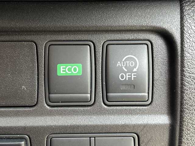 日産 セレナ ハイウェイスター プロパイロットED 神奈川県 2017(平29)年 4.7万km ブリリアントホワイトパール プロパイロット/純正9インチSDナビ(MM516D-L)/衝突被害軽減システム/車線逸脱警報/バックカメラ/オートクルーズコントロール/フリップダウンモニター/ハンズフリーオートスライドドア/両側パワースライドドア/横滑り防止装置/ETC/アイドリングストップ/LEDヘッドライト/オートライト/ウィンカーミラー/電動格納ミラー/純正16インチAW/プッシュスタート/スマートキー/フロアマット/スペアキー/取扱説明書