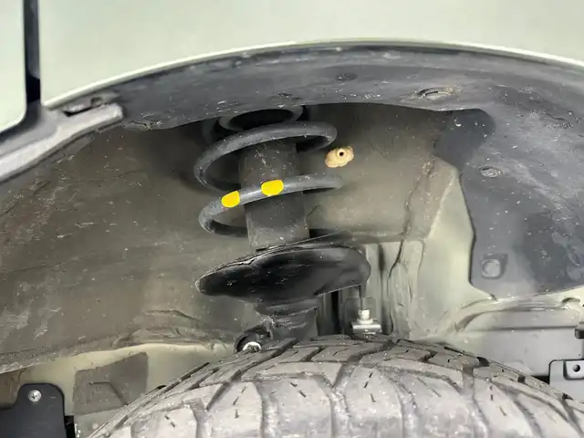 スズキ エブリイ PC 兵庫県 2022(令4)年 3.9万km クールカーキPM ・純正ＤＡ(CD/DVD/BT)/・バックカメラ/・リフトＵＰ２インチ/・社外ＬＥＤヘッドライト/・社外シフトノブ/・社外シフトブーツ/・社外フューエルリッドカバー/・リアラダー/・スキッドプレート/・オーバーヘッドコンソール/・車内カーテンレール/・社外ハンドル(純正ハンドル積み込み)/・社外ドアバイザー/・ヘッドライトレベライザー