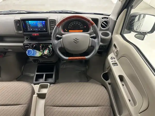 スズキ エブリイ PC 兵庫県 2022(令4)年 3.9万km クールカーキPM ・純正ＤＡ(CD/DVD/BT)/・バックカメラ/・リフトＵＰ２インチ/・社外ＬＥＤヘッドライト/・社外シフトノブ/・社外シフトブーツ/・社外フューエルリッドカバー/・リアラダー/・スキッドプレート/・オーバーヘッドコンソール/・車内カーテンレール/・社外ハンドル(純正ハンドル積み込み)/・社外ドアバイザー/・ヘッドライトレベライザー