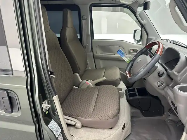 スズキ エブリイ PC 兵庫県 2022(令4)年 3.9万km クールカーキPM ・純正ＤＡ(CD/DVD/BT)/・バックカメラ/・リフトＵＰ２インチ/・社外ＬＥＤヘッドライト/・社外シフトノブ/・社外シフトブーツ/・社外フューエルリッドカバー/・リアラダー/・スキッドプレート/・オーバーヘッドコンソール/・車内カーテンレール/・社外ハンドル(純正ハンドル積み込み)/・社外ドアバイザー/・ヘッドライトレベライザー