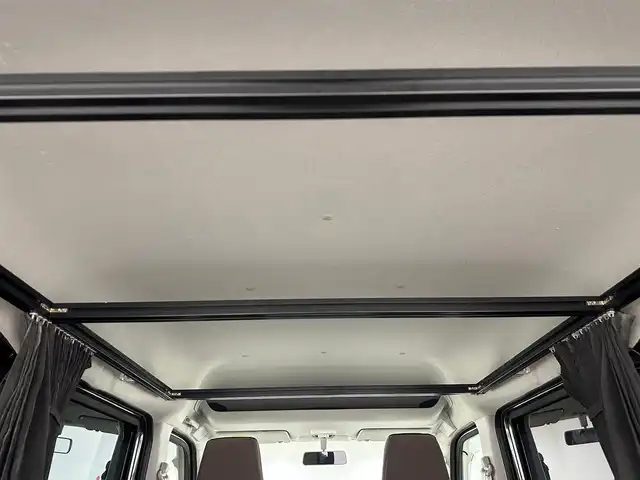 スズキ エブリイ PC 兵庫県 2022(令4)年 3.9万km クールカーキPM ・純正ＤＡ(CD/DVD/BT)/・バックカメラ/・リフトＵＰ２インチ/・社外ＬＥＤヘッドライト/・社外シフトノブ/・社外シフトブーツ/・社外フューエルリッドカバー/・リアラダー/・スキッドプレート/・オーバーヘッドコンソール/・車内カーテンレール/・社外ハンドル(純正ハンドル積み込み)/・社外ドアバイザー/・ヘッドライトレベライザー