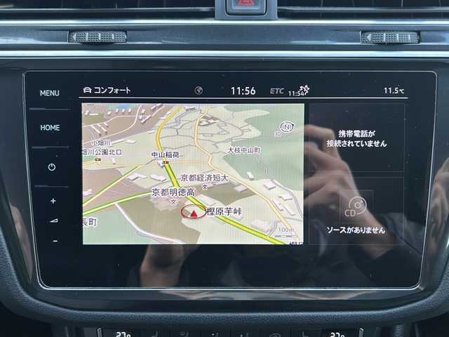 フォルクスワーゲン ティグアン TSI Rライン 京都府 2018(平30)年 4.1万km 白 純正メーカーナビ/・DVD/CD/BT/・フルセグテレビ/ETC2.0/全周囲カメラ/バックカメラ/衝突軽減ブレーキ/レーンキープアシスト/クルーズコントロール/革巻きステアリング/ステアリングスイッチ/パドルシフト/シートヒーター（全席）/ルーフレール/前後コーナーセンサー/LEDヘッドライト/スマートキー×2/純正19インチアルミホイール/純正フロアマット/取扱説明書/ナビ取扱説明書/保証書