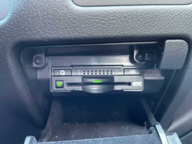 レクサス ＧＳ 250 Iパッケージ 群馬県 2013(平25)年 6.4万km ホワイトパールクリスタルシャイン 純正HDDナビ/CD・DVD・BT・フルセグ/プレミアムサウンドシステム/バックカメラ/ビルトインETC/パドルシフト/クルーズコントロール/レザーシート・パワーシート/シートヒーター・ベンチレーション/ステアリングヒーター/電動リアシェード/LEDヘッドライト/ヘッドライトウォッシャー/TVキット/取説・保証書/スマートキー×2/カードキー