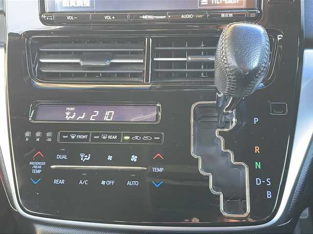 トヨタ エスティマ ハイブリッド アエラス 長野県 2016(平28)年 6.4万km ホワイトパールクリスタルシャイン ４ＷＤ/純正9型ナビフルセグTV/12.1型フリップダウンモニター/両側パワースライドドア/純正17インチアルミ/純性ＯＰモデリスタサス/バックカメラ/ＥＴＣ２・０/パワーシート/プッシュスタート/レーンキープアシスト/取説・スペアキー/ワンオーナー