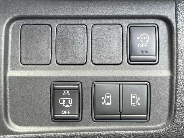 日産 セレナ ハイウェイスター V 愛媛県 2020(令2)年 4.8万km ブリリアントホワイトパール 純正ナビ/純正フリップダウンモニター/(CD/DVD/iPod/SD)/フルセグTV/アラウンドビューモニター/ETC/両側パワースライドドア/衝突軽減ブレーキ/コーナーセンサー/ブラインドスポットモニター/前方ドライブレコーダー/LEDヘッドライト/オートライト/フォグランプ/純正フロアマット/ドアバイザー/ステアリングスイッチ