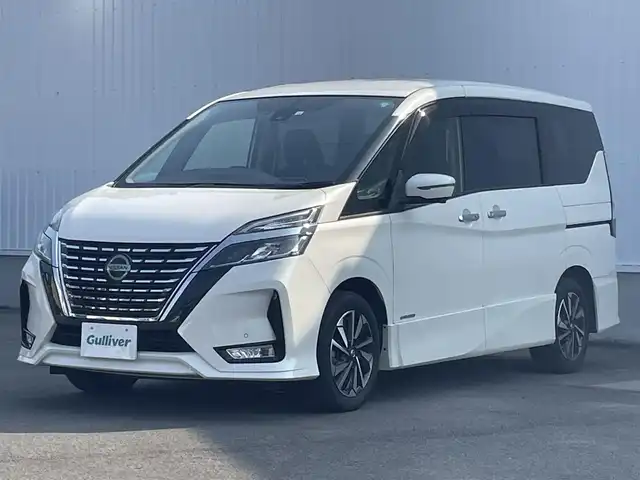 日産 セレナ ハイウェイスター V 愛媛県 2020(令2)年 4.8万km ブリリアントホワイトパール 純正ナビ/純正フリップダウンモニター/(CD/DVD/iPod/SD)/フルセグTV/アラウンドビューモニター/ETC/両側パワースライドドア/衝突軽減ブレーキ/コーナーセンサー/ブラインドスポットモニター/前方ドライブレコーダー/LEDヘッドライト/オートライト/フォグランプ/純正フロアマット/ドアバイザー/ステアリングスイッチ