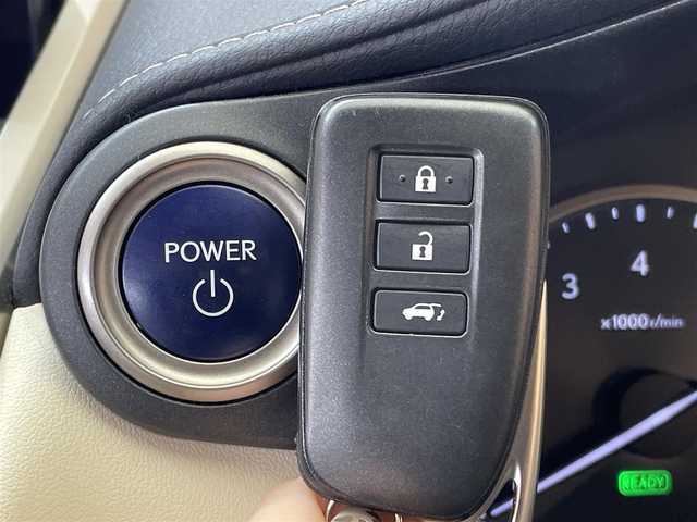 レクサス ＮＸ 300h バージョンL 岩手県 2020(令2)年 6.7万km ソニッククォーツ 4WD/寒冷地仕様/本革シート/ワンオーナー/パドルシフト/ドラレコ/純正ナビ/パワーバックドア/シートヒーター/ETC2.0/夏タイヤ積み込み/LEDヘッドライト/全周囲カメラ/ダブルサイドエアバック/コーナーセンサー/クルーズコントロール