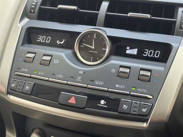 レクサス ＮＸ 300h バージョンL 岩手県 2020(令2)年 6.7万km ソニッククォーツ 4WD/寒冷地仕様/本革シート/ワンオーナー/パドルシフト/ドラレコ/純正ナビ/パワーバックドア/シートヒーター/ETC2.0/夏タイヤ積み込み/LEDヘッドライト/全周囲カメラ/ダブルサイドエアバック/コーナーセンサー/クルーズコントロール