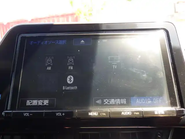 トヨタ Ｃ－ＨＲ G 千葉県 2017(平29)年 6.3万km ブラックマイカ Toyota Safety Sense/・プリクラッシュセーフティ/・レーンディパーチャーアラート/・オートハイビーム/・レーダークルーズコントロール/ハーフレザーシート/前席シートヒーター/純正SDナビ/地デジTV/【DVD/CD再生機能　Bluetooth接続】/バックカメラ/ドライブレコーダー/ETC/LEDヘッドライト/純正18インチアルミホイル/サイド/カーテンエアバッグ/スマートキー