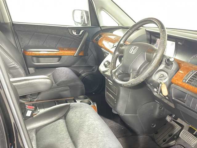 ホンダ エリシオン プレステージ S HDDナビ SP 福岡県 2007(平19)年 14.5万km 黒 ・Bカメラ/・両側パワースライドドア/・純正ナビ/・17インチ純正ホイール/・CD/DVD/・フリップダウン/・フルセグTV/・リモコンキー