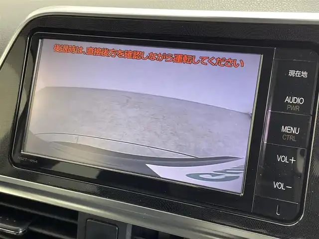トヨタ シエンタ ハイブリッド G 千葉県 2016(平28)年 6.9万km ブラックマイカ 禁煙車/トヨタセーフティセンス/・レーンディパーチャーアラート/・先行車発進システム/両側パワースライドドア/純正メモリナビ/・型番：NSZT-W64/・CD/DVD/AUX/USB/Bluetooth/フルセグTV/・バックカメラ/・ビルトインETC/革巻きステアリング/・ステアリングスイッチ/DNシートヒーター/純正フロアマット/純正ドアバイザー/純正ホイールキャップ/オートライト/・オートマチックハイビーム/・LEDヘッドライト/・フォグランプ/電動格納ウインカーミラーアイドリングストップ/プッシュスタート/・スマートキー/・スペアキー
