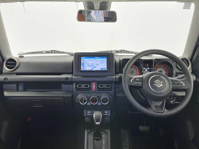 スズキ ジムニー XC 長野県 2024(令6)年 0.1万km未満 ブルーイッシュブラックパール3 4WD/社外メモリナビ（型番：MDV-D503)/(フルセグ/DVD/CD/SD/USB/FM/AM)/大型グリルガード/LEDフォグ×2個/ルーフラック/リアラダー/1.5インチリフトアップキット（純正車内積載）/ブラウンキルティングレザーシート/MERAL ROCK ピートロング16インチホイール/TOYO OPEN COUNTRY RT(185/85R16)/シートヒーター（前席）/クルーズコントロール（追従なし）/レーンキープアシスト/衝突被害軽減システム/オートマチックハイビーム/LEDヘッドライト/オートライト/スマートキー/保証書/取扱説明書