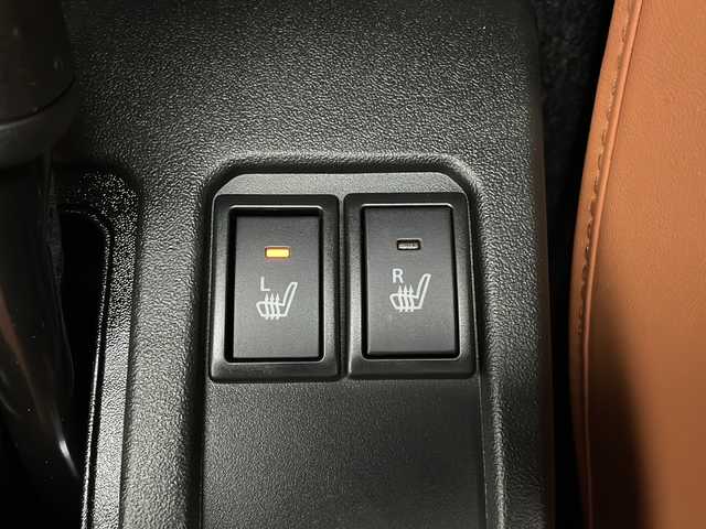 スズキ ジムニー XC 長野県 2024(令6)年 0.1万km未満 ブルーイッシュブラックパール3 4WD/社外メモリナビ（型番：MDV-D503)/(フルセグ/DVD/CD/SD/USB/FM/AM)/大型グリルガード/LEDフォグ×2個/ルーフラック/リアラダー/1.5インチリフトアップキット（純正車内積載）/ブラウンキルティングレザーシート/MERAL ROCK ピートロング16インチホイール/TOYO OPEN COUNTRY RT(185/85R16)/シートヒーター（前席）/クルーズコントロール（追従なし）/レーンキープアシスト/衝突被害軽減システム/オートマチックハイビーム/LEDヘッドライト/オートライト/スマートキー/保証書/取扱説明書