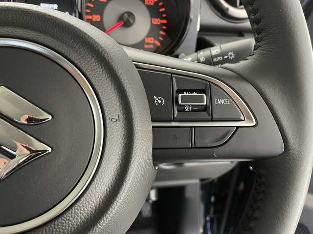 スズキ ジムニー XC 長野県 2024(令6)年 0.1万km未満 ブルーイッシュブラックパール3 4WD/社外メモリナビ（型番：MDV-D503)/(フルセグ/DVD/CD/SD/USB/FM/AM)/大型グリルガード/LEDフォグ×2個/ルーフラック/リアラダー/1.5インチリフトアップキット（純正車内積載）/ブラウンキルティングレザーシート/MERAL ROCK ピートロング16インチホイール/TOYO OPEN COUNTRY RT(185/85R16)/シートヒーター（前席）/クルーズコントロール（追従なし）/レーンキープアシスト/衝突被害軽減システム/オートマチックハイビーム/LEDヘッドライト/オートライト/スマートキー/保証書/取扱説明書
