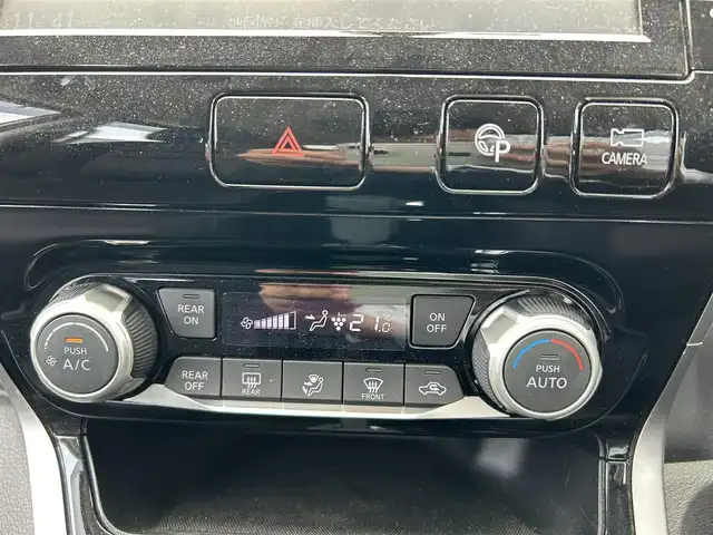日産 セレナ ハイウェイスター G 愛知県 2017(平29)年 6.8万km カシミヤグレージュ 純正ナビ/フルセグTV/純正ドライブレコーダー/純正フリップダウンモニター/両側パワースライドドア/衝突被害軽減システム/レーダークルーズコントロール/アラウンドビューモニター/ビルトインETC/LEDヘッドライト/オートライト/純正フロアマット/純正ドアバイザー/プッシュスタート/スマートキー