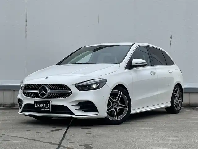 メルセデス・ベンツ Ｂ２００ｄ 東京都 2019(令1)年 2.9万km ポーラホワイト AMGラインパッケージ/・18インチAW/・レザーARTICO ダッシュボード/・ステンレス　アクセル&ブレーキペダル/・LEDインテリジェントライトシステム/・アダプティブハイビームアシストプラス/レーダーセーフティPkG/・アクティブディスタンスアシスト・ディストロニック/・アクティブブレーキアシスト/・PRE-SAFE/・PREーSAFE＋/・PRE-SAFEサウンド/アクティブブレーンキーピングアシスト/・アクティブステアリングアシスト/プライバシーガラス/バックカメラ/メモリ付きパワーシート/・ハーフレザー/・シートヒーター