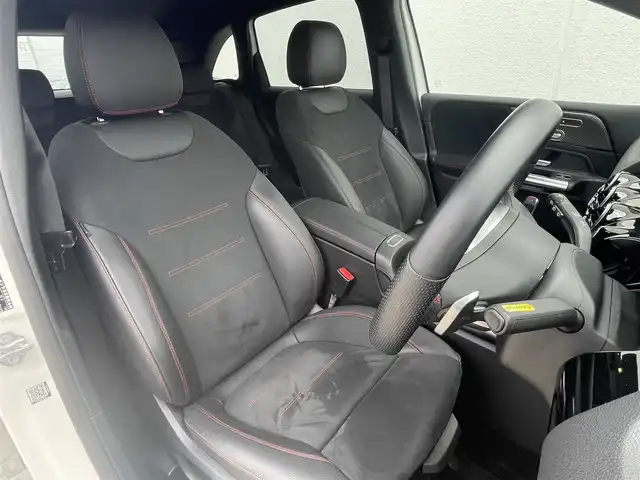 メルセデス・ベンツ Ｂ２００ｄ 東京都 2019(令1)年 2.9万km ポーラホワイト AMGラインパッケージ/・18インチAW/・レザーARTICO ダッシュボード/・ステンレス　アクセル&ブレーキペダル/・LEDインテリジェントライトシステム/・アダプティブハイビームアシストプラス/レーダーセーフティPkG/・アクティブディスタンスアシスト・ディストロニック/・アクティブブレーキアシスト/・PRE-SAFE/・PREーSAFE＋/・PRE-SAFEサウンド/アクティブブレーンキーピングアシスト/・アクティブステアリングアシスト/プライバシーガラス/バックカメラ/メモリ付きパワーシート/・ハーフレザー/・シートヒーター