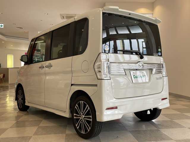 ダイハツ タント カスタム RS SA Ⅲ 福井県 2018(平30)年 4.7万km パールホワイトⅢ 純正7インチナビ/フルセグTV/バックカメラ/ETC/ドライブレコーダー/両側パワースライドドア/シートヒーター/衝突軽減ブレーキ/オートライト/オートハイビーム/LEDヘッドライト/LEDフォグランプ/プッシュスタート/スマートキー/純正AW/純正フロアマット/ステアリングスイッチ/ウィンカーミラー