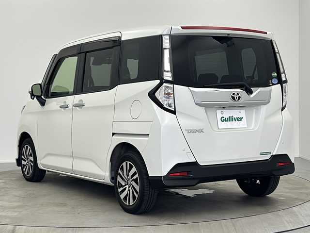 トヨタ タンク カスタムG S 大阪府 2017(平29)年 3.5万km パールホワイトⅢ 純正９インチナビ/  フルセグTV/CD/DVD/Bluetooth/USB/バックモニター/衝突軽減ブレーキ/横滑り防止装置/両側パワースライドドア/クルーズコントロール/レーンキープアシスト/アイドリングストップ/純正14インチアルミホイール/純正フロアマット/プッシュスタート/スマートキー/ＥＴＣ/ＬＥＤライト