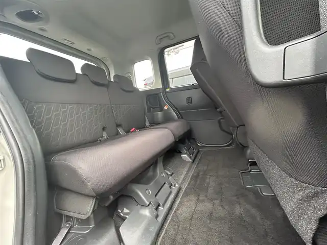 トヨタ タンク カスタムG S 大阪府 2017(平29)年 3.5万km パールホワイトⅢ 純正９インチナビ/  フルセグTV/CD/DVD/Bluetooth/USB/バックモニター/衝突軽減ブレーキ/横滑り防止装置/両側パワースライドドア/クルーズコントロール/レーンキープアシスト/アイドリングストップ/純正14インチアルミホイール/純正フロアマット/プッシュスタート/スマートキー/ＥＴＣ/ＬＥＤライト