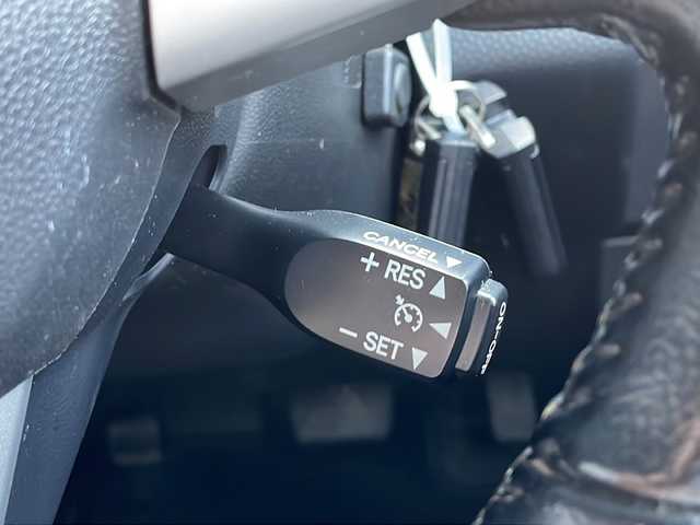 トヨタ タンク カスタムG S 大阪府 2017(平29)年 3.5万km パールホワイトⅢ 純正９インチナビ/  フルセグTV/CD/DVD/Bluetooth/USB/バックモニター/衝突軽減ブレーキ/横滑り防止装置/両側パワースライドドア/クルーズコントロール/レーンキープアシスト/アイドリングストップ/純正14インチアルミホイール/純正フロアマット/プッシュスタート/スマートキー/ＥＴＣ/ＬＥＤライト