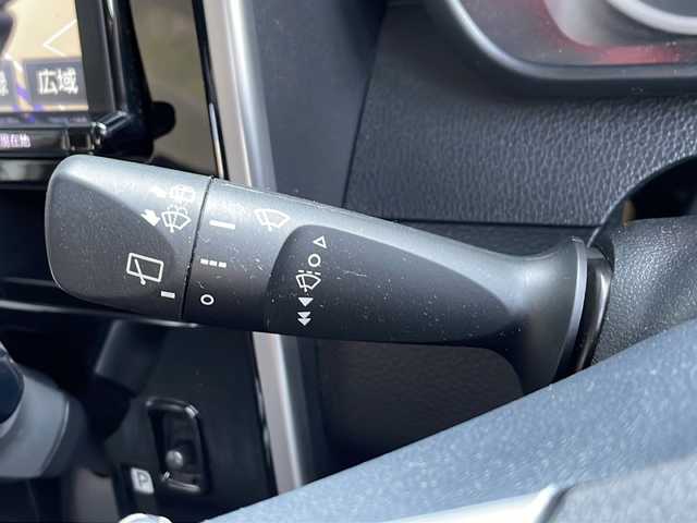 トヨタ タンク カスタムG S 大阪府 2017(平29)年 3.5万km パールホワイトⅢ 純正９インチナビ/  フルセグTV/CD/DVD/Bluetooth/USB/バックモニター/衝突軽減ブレーキ/横滑り防止装置/両側パワースライドドア/クルーズコントロール/レーンキープアシスト/アイドリングストップ/純正14インチアルミホイール/純正フロアマット/プッシュスタート/スマートキー/ＥＴＣ/ＬＥＤライト